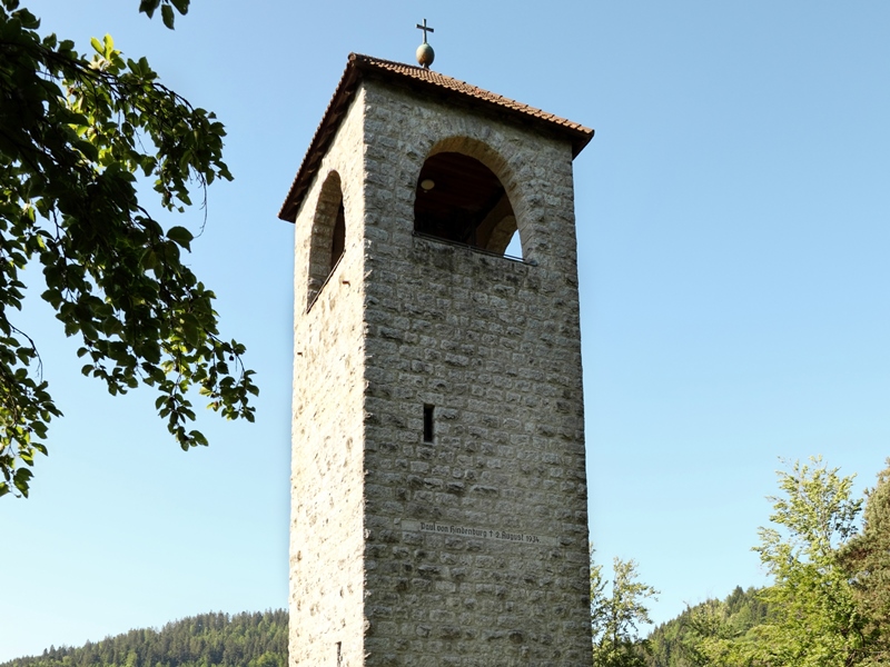 War memorial and viewing tower at the Panoramaweg