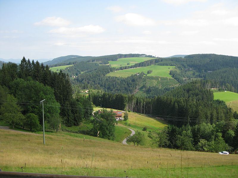 Blick von der Geutsche auf die Nußbacher Bahnstrecke