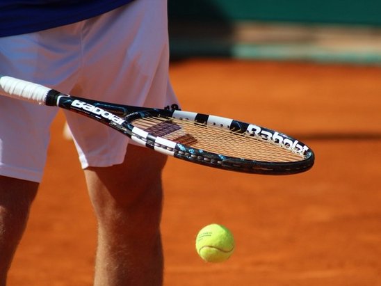 Tennis - one of the most popular sports in Germany,  Reference: Frank Leber / pixelio.de